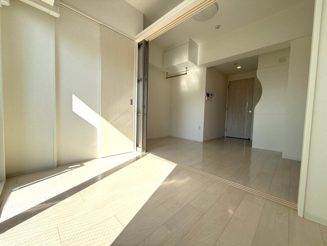 セレニテ夕陽丘ESTの内装写真
