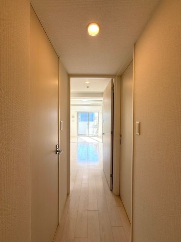 セレニテ夕陽丘ESTの内装写真