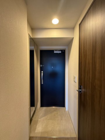 ソルレヴェンテ北堀江Qの玄関写真
