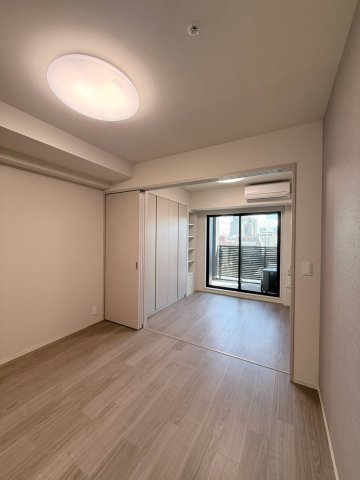 ソルレヴェンテ北堀江Qの居間写真