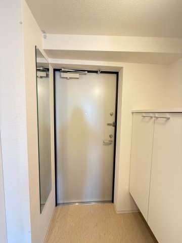 セレニテ堺筋本町リアンの玄関写真