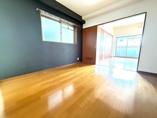 セントアミール南久宝寺の居間写真