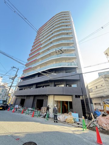 セレニテ難波ミラク参番館の外観写真