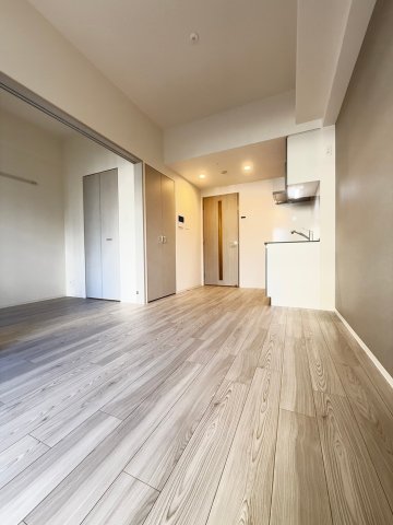 エスリードレジデンス大阪谷町ザ・マークスの居間写真
