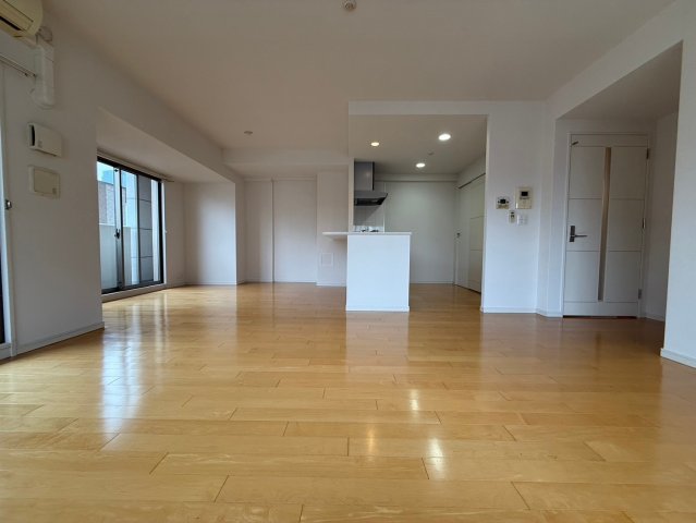グレンパーク梅田北の居間写真