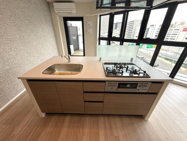 コンフォリア・リヴ本町WEST Qのキッチン写真