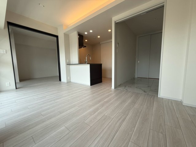 S-RESIDENCE福島diverseの居間写真