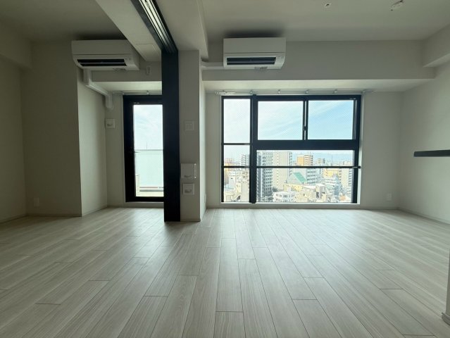 S-RESIDENCE福島diverseの居間写真