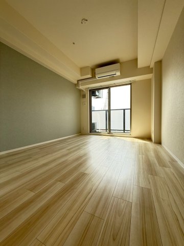 アプリーレ松屋町の居間写真