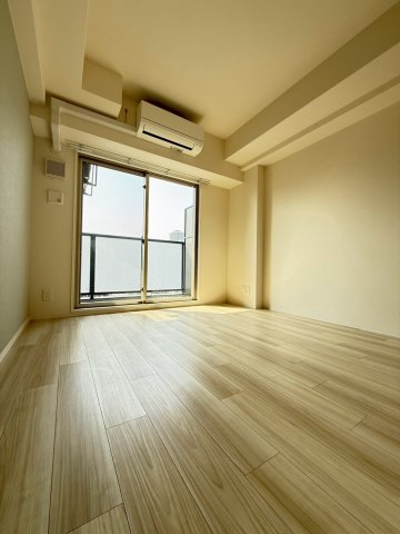 アプリーレ松屋町の居間写真