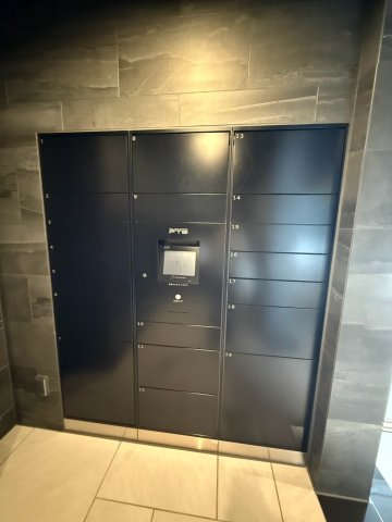 アプリーレ松屋町の玄関写真