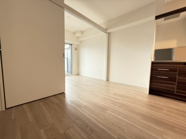 アプリーレ松屋町の居間写真