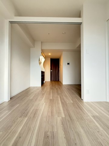 アプリーレ松屋町の居間写真