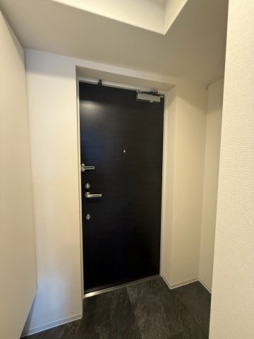 アプリーレ松屋町の玄関写真