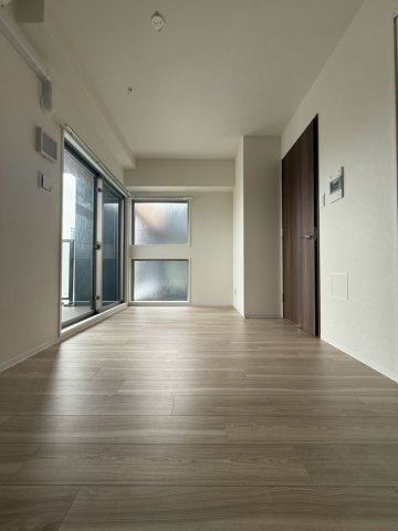 アプリーレ松屋町の居間写真