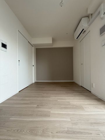 アプリーレ松屋町の居間写真