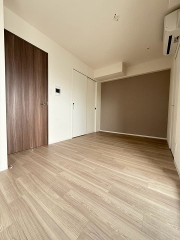 アプリーレ松屋町の居間写真