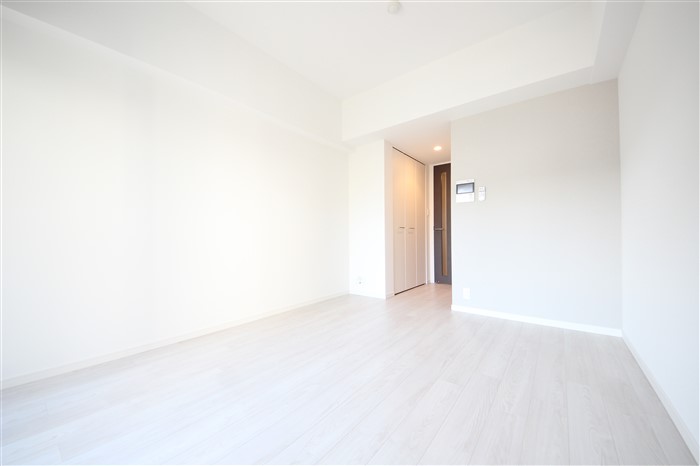SーRESIDENCE福島GRANDEの居間写真