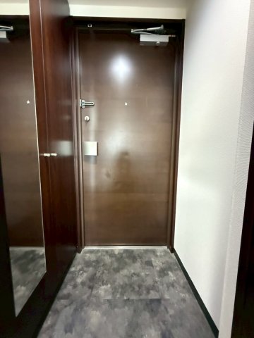 グランシス天満橋の玄関写真