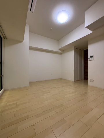HS梅田EASTの居間写真
