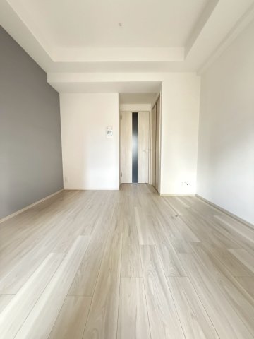 スプランディッド難波IIIの居間写真