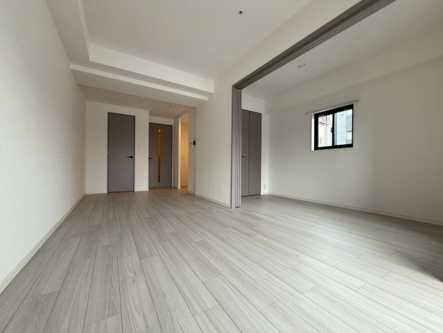 S-RESIDENCE阿波座bouncyの居間写真