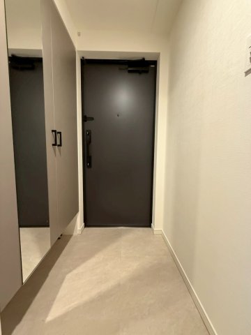 S-RESIDENCE阿波座bouncyの玄関写真