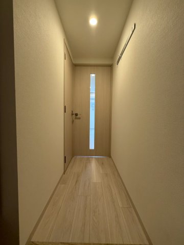 ジオエント新町の玄関写真