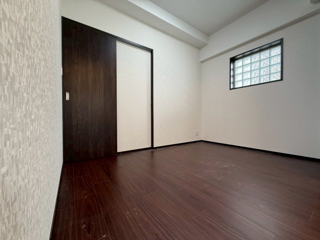 プレジオ天神橋ASIANの居間写真