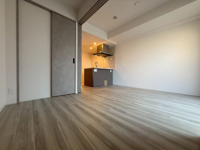 エスリードレジデンス大阪福島シティスクエアの居間写真