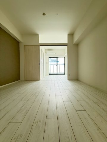 ドゥーエ南堀江の居間写真
