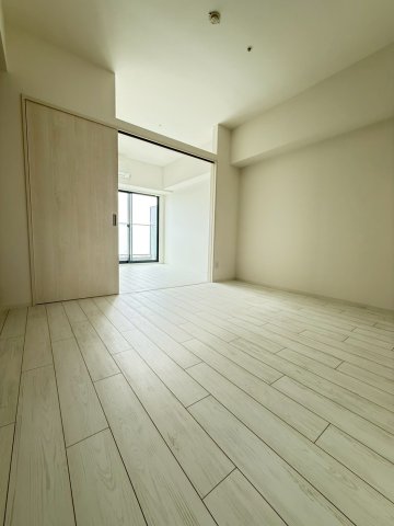ドゥーエ南堀江の居間写真