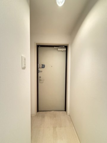 サムティ難波グレイスの玄関写真