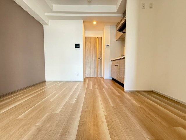 スプランディッド中之島WESTの居間写真