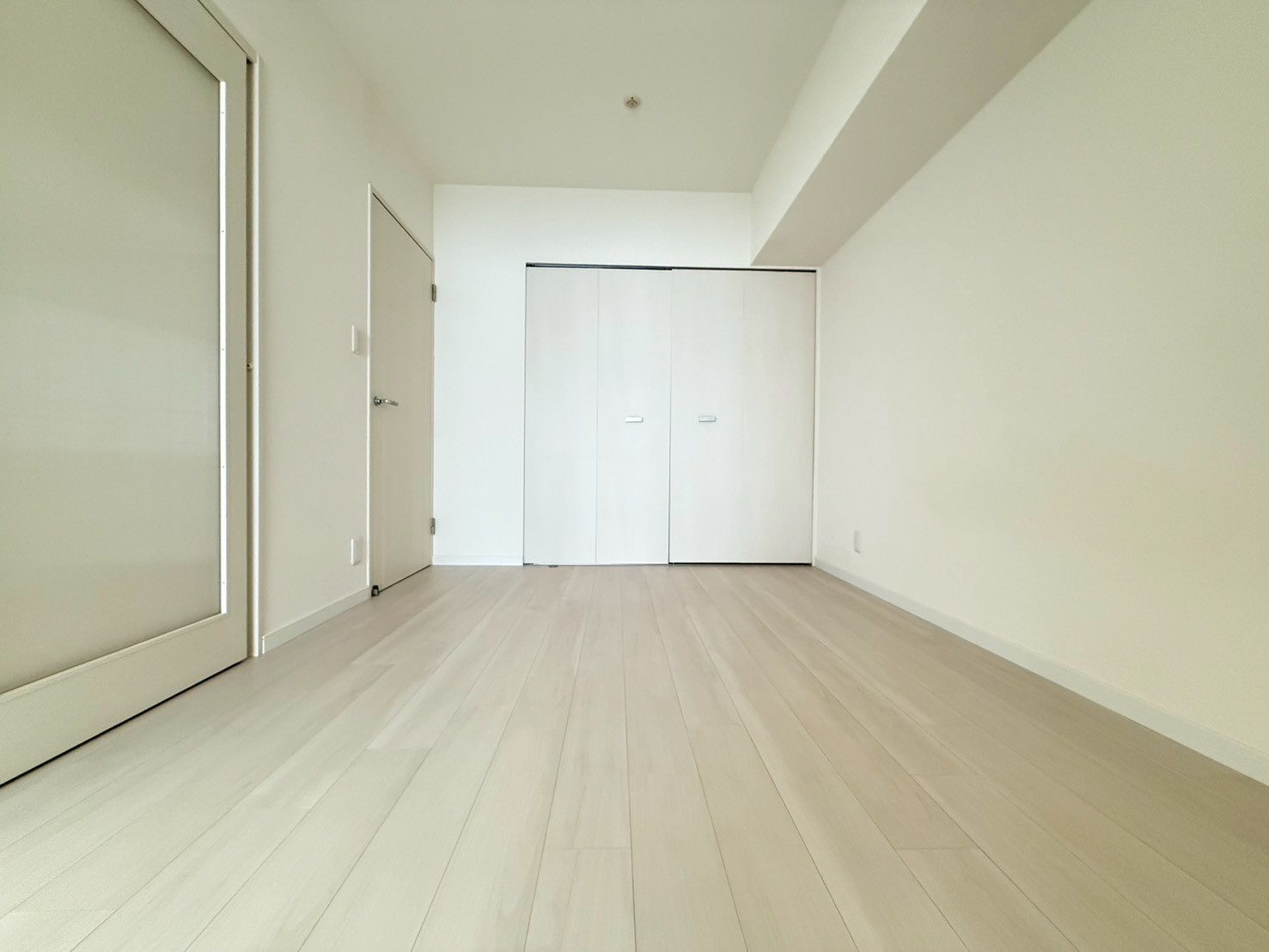 クロスレジデンス大阪新町の内装写真