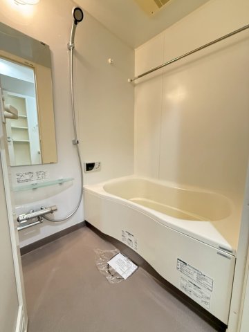 クロスレジデンス大阪新町の風呂写真