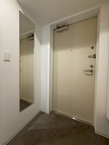 セレニテ日本橋エクラの玄関写真