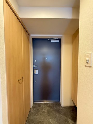 セレーノ南森町の玄関写真
