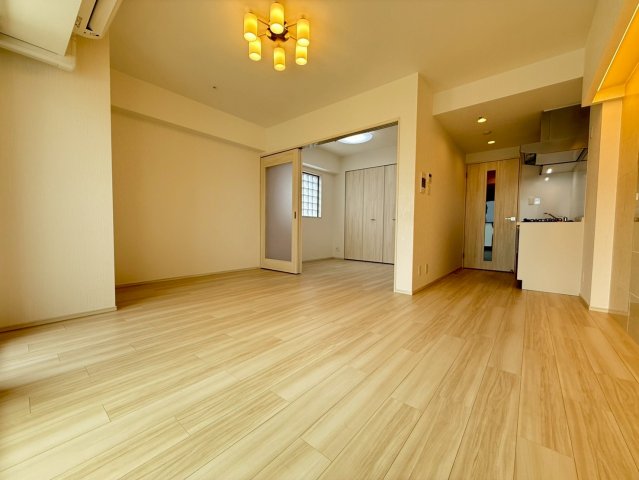 Vinoプレジオ本町の居間写真