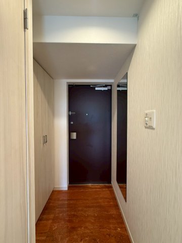Vinoプレジオ本町の玄関写真