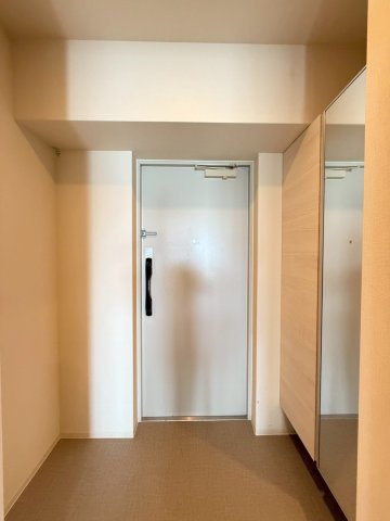 ATKレジデンスなんばの玄関写真