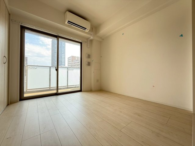 ATKレジデンスなんばの居間写真