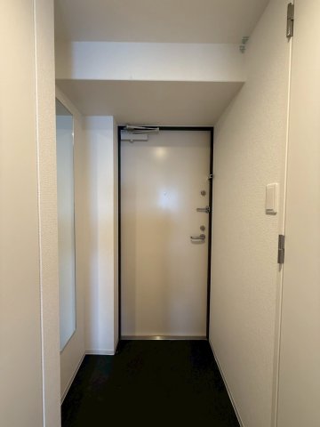 セレニテ難波リアンの玄関写真