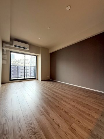 ルフォンプログレ新町の居間写真