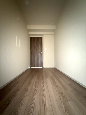 ルフォンプログレ新町の居間写真