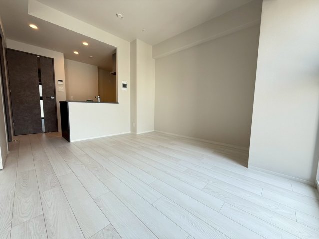 ルフォンプログレ新町の居間写真