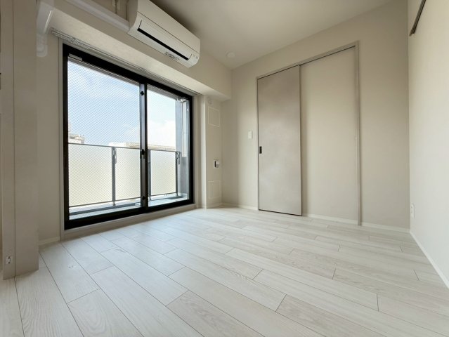 ルフォンプログレ新町の居間写真