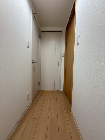 BROU上町台の玄関写真