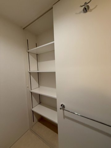 セレニテフラン谷町四丁目の内装写真