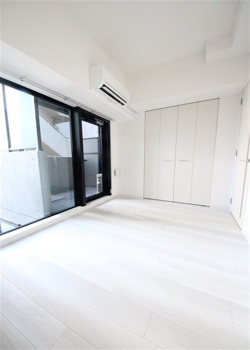 S-RESIDENCE新大阪Rishの居間写真